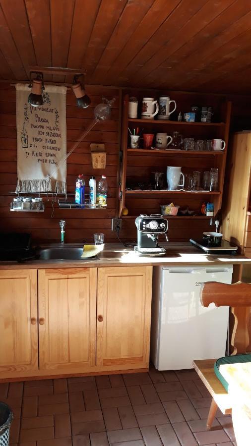 Apartman U Potoka Sadov Eksteriør bilde